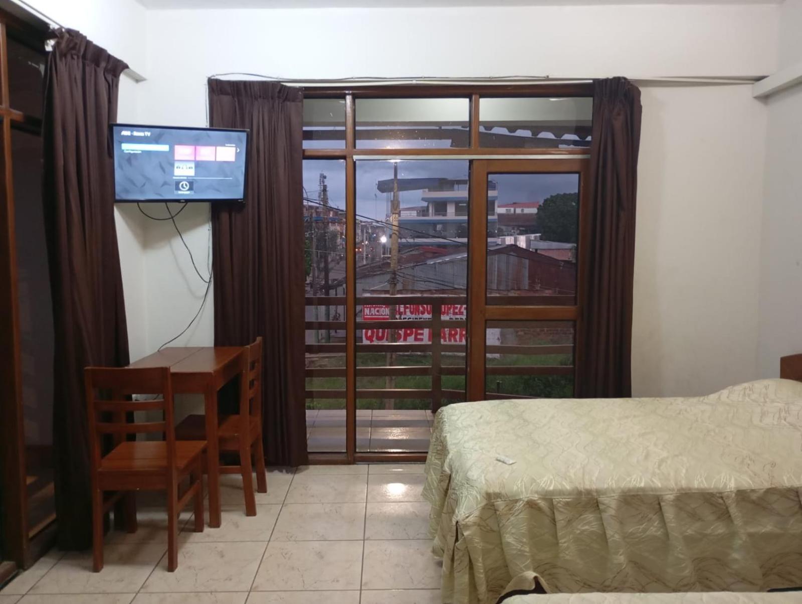 Hostal El Puerto Yurimaguas Exterior foto