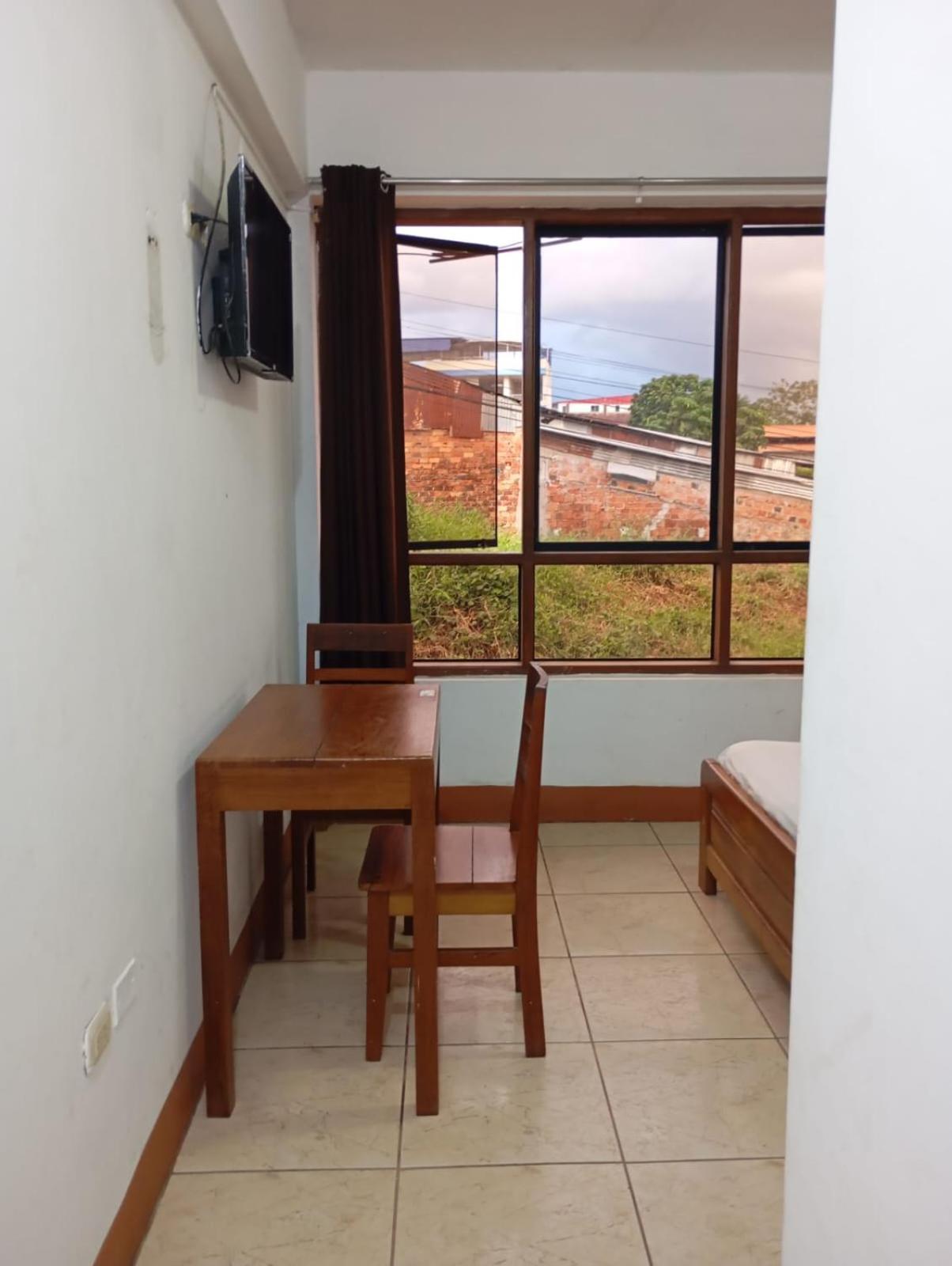 Hostal El Puerto Yurimaguas Exterior foto